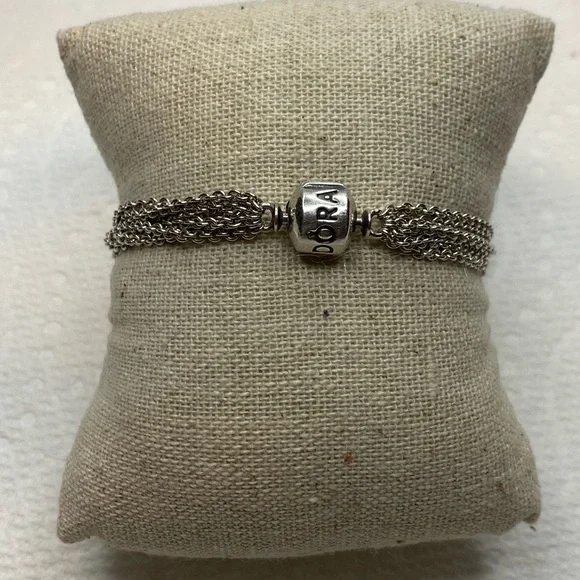 🔥Authentic PANDORA bracelet - Picture 2 of 6